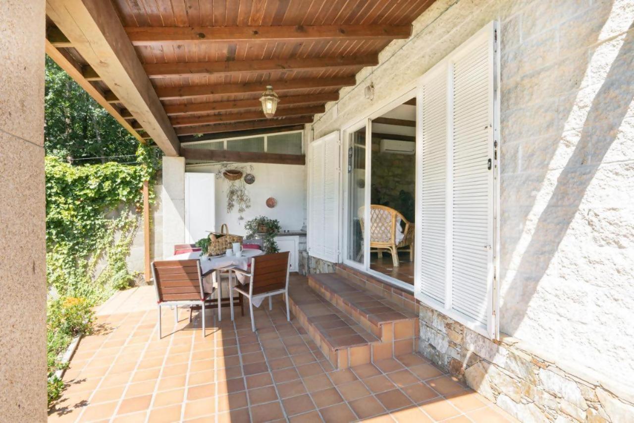 Villa Casa Costaneira à Boiro Extérieur photo